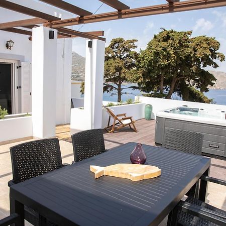 Sunny Bay Villa Agia Marina  Bagian luar foto