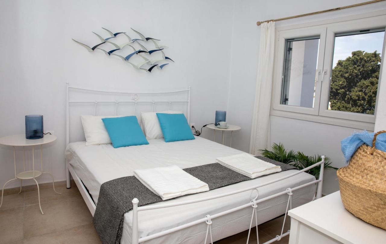 Sunny Bay Villa Agia Marina  Bagian luar foto