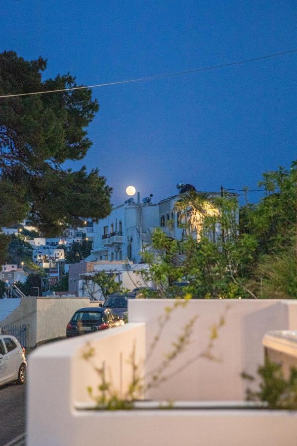 Sunny Bay Villa Agia Marina  Bagian luar foto