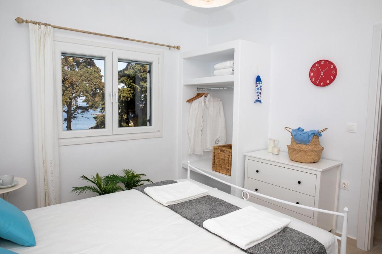 Sunny Bay Villa Agia Marina  Bagian luar foto
