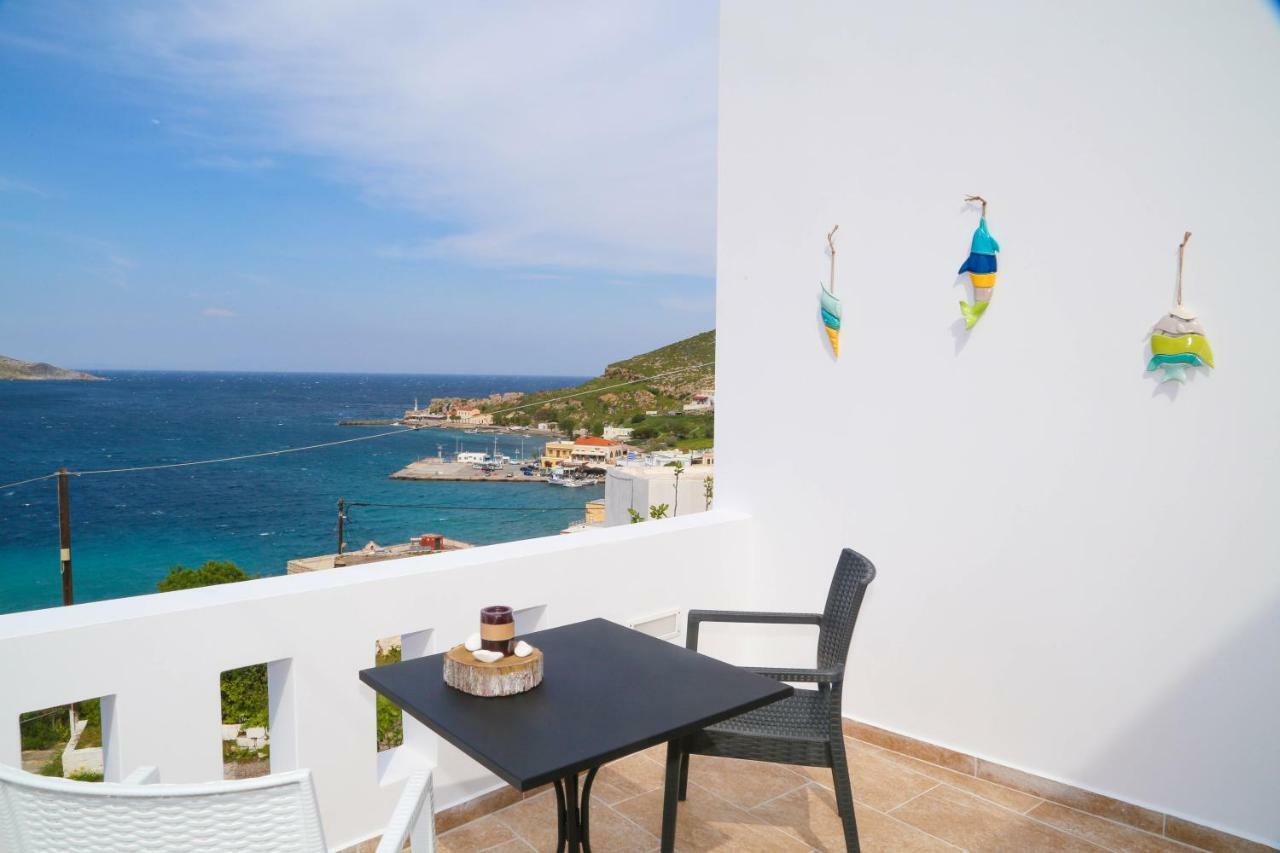 Sunny Bay Villa Agia Marina  Bagian luar foto